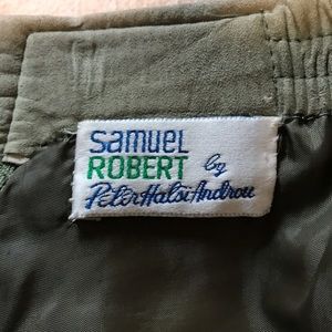 Skirt light green full lines size 14